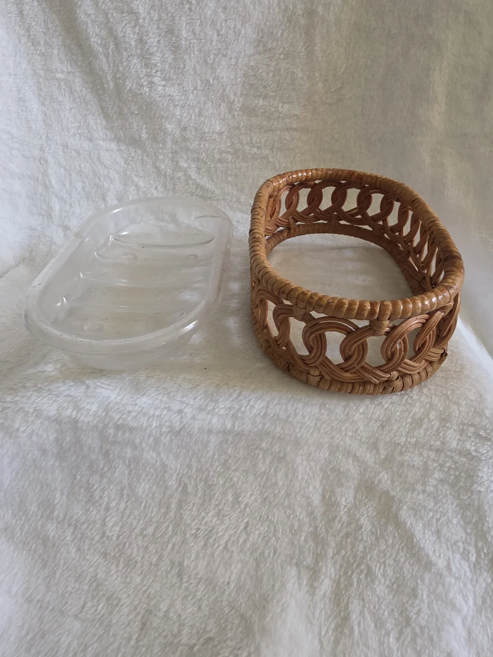 Woven Rattan Oval Soap Dish With Basket Base And Clear Soap Holder - Natural Tan